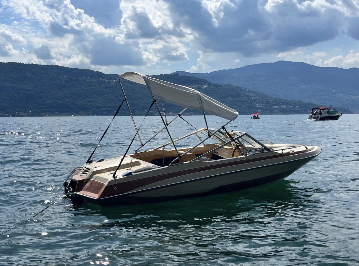 SSV-164 with bimini cover anchored on Lake Maggiore